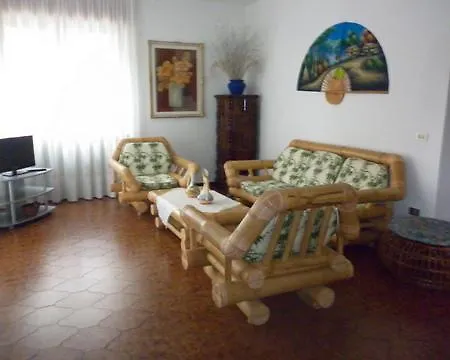 Lucilla Riva del Garda